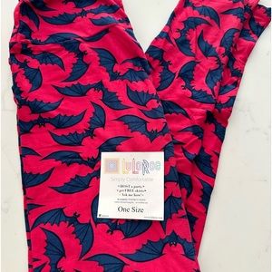 LuLaRoe Halloween Bats leggings (New)